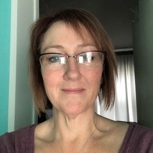 Meet your Posher, Kelli